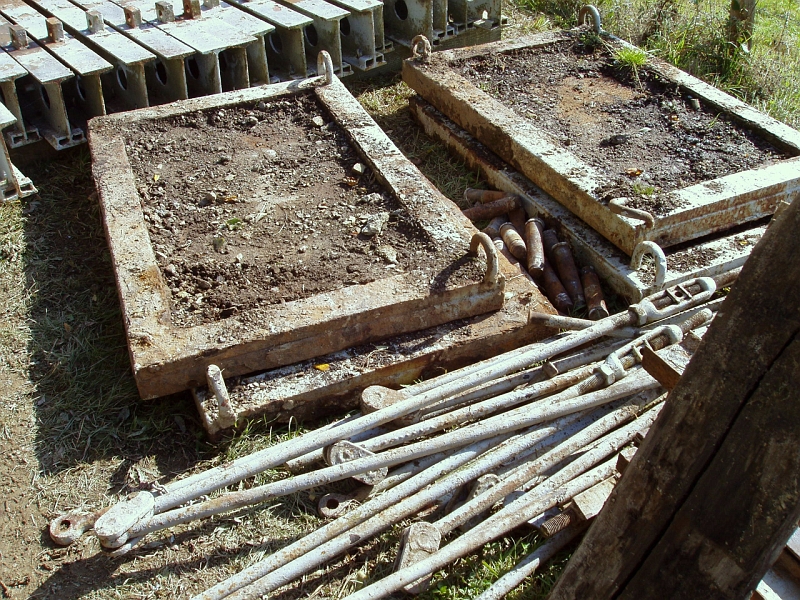 Dismantling 08.jpg
